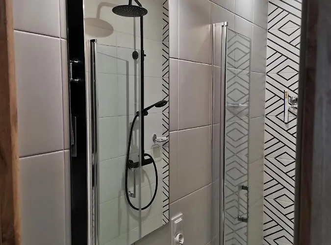 Przytulny W Wiezowcu - Centrum Miasta Podwislocze 38 *